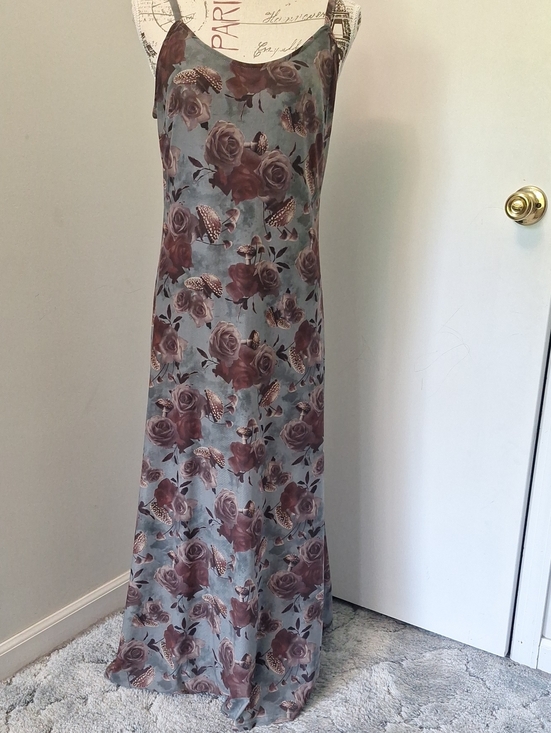Thorn & Fable Dresses & Skirts - Thorn&Fable Grey Maxi Slip Dress With Dark Red Roses and Mushrooms Size Med NWOT